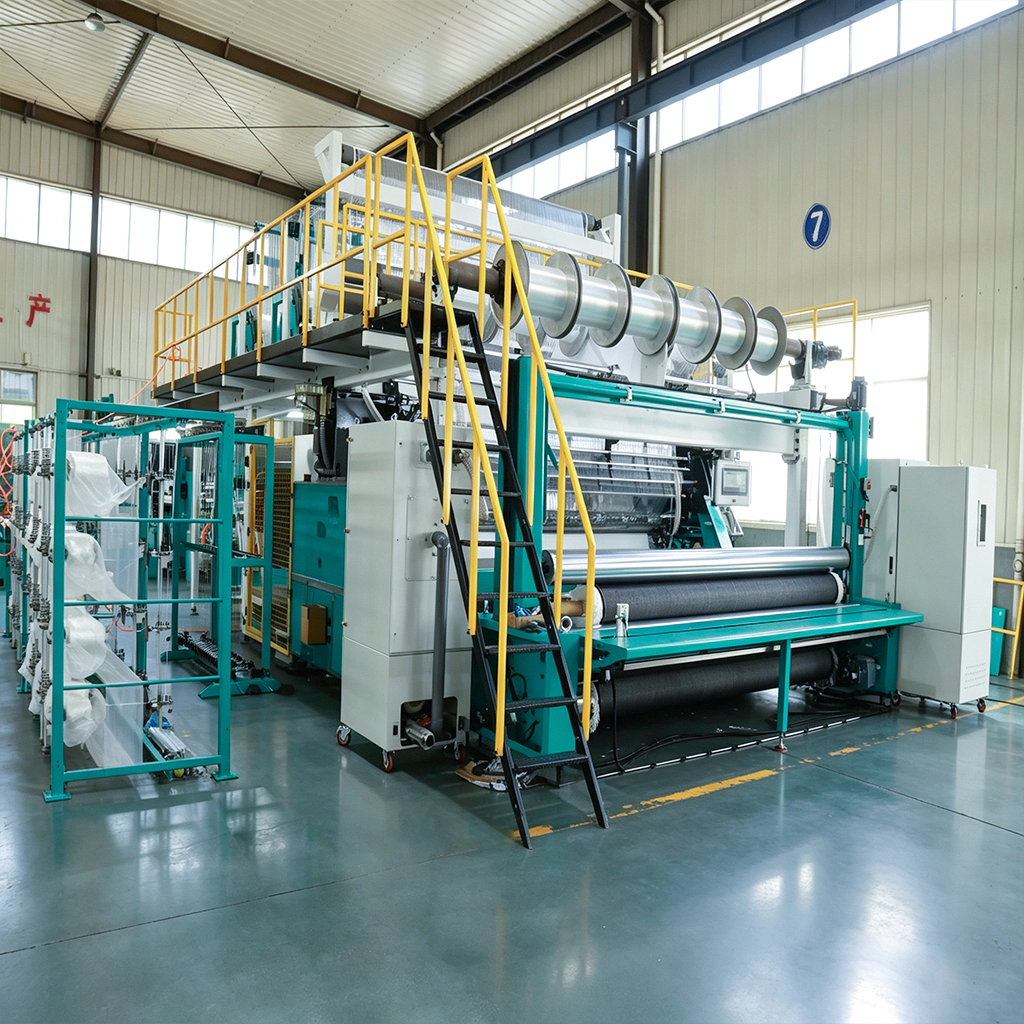 Máquina de tejer por urdimbre biaxial YRS3-MV con tela no tejida